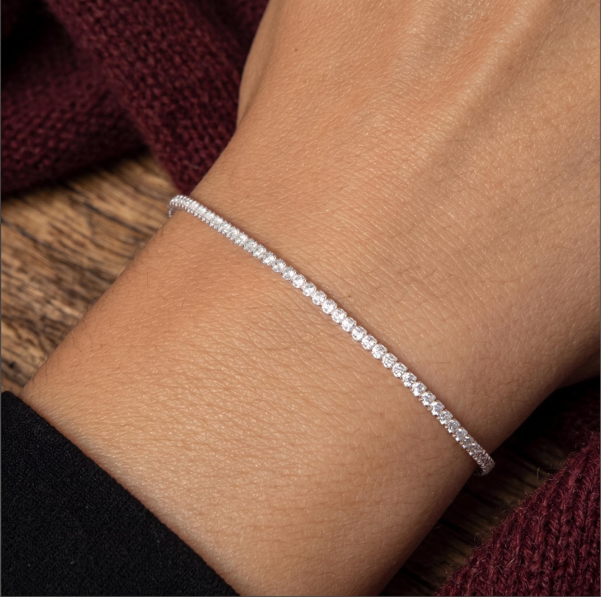 Round Brilliant Moissanite Tennis Bracelet in Sterling Silver 4