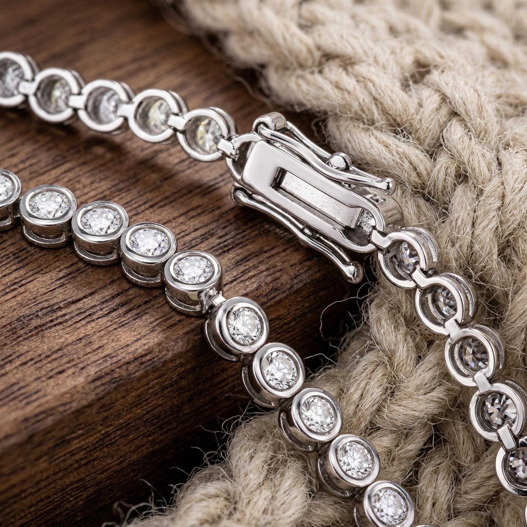 10ct Round Brilliant Lab-Grown Diamond Tennis Bracelet in 14K… 10